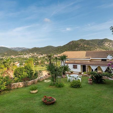 Appartamento Chia Grande Exterior photo